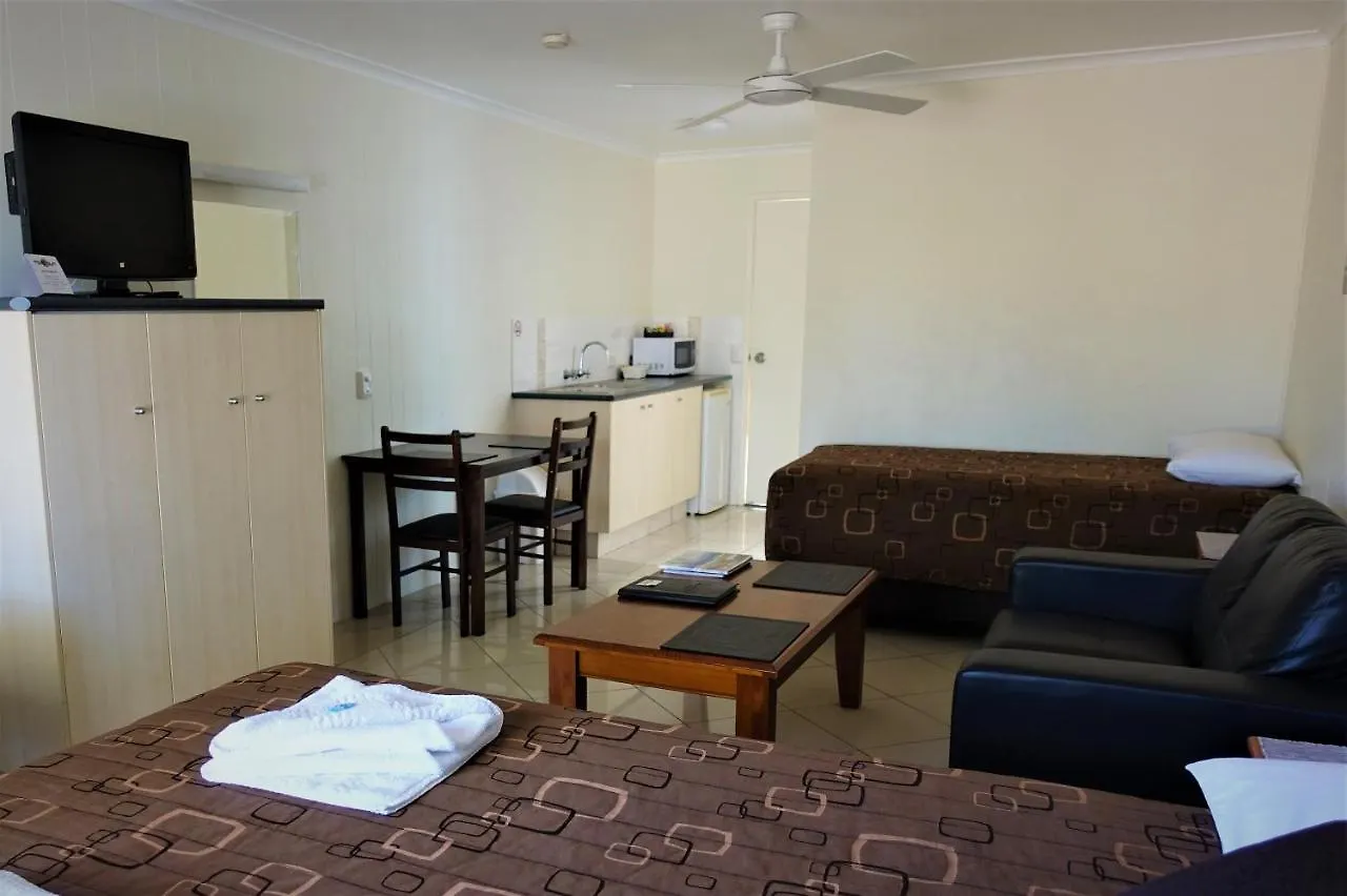 *** Motel Pacific Palms Motor Inn Marcoola Australia